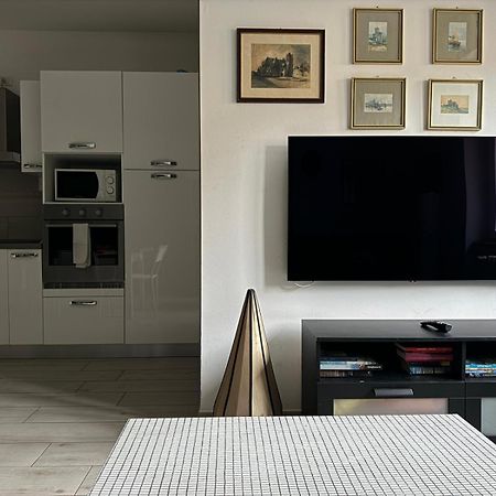 The Lighthouse - Central Apartment Aosta Esterno foto