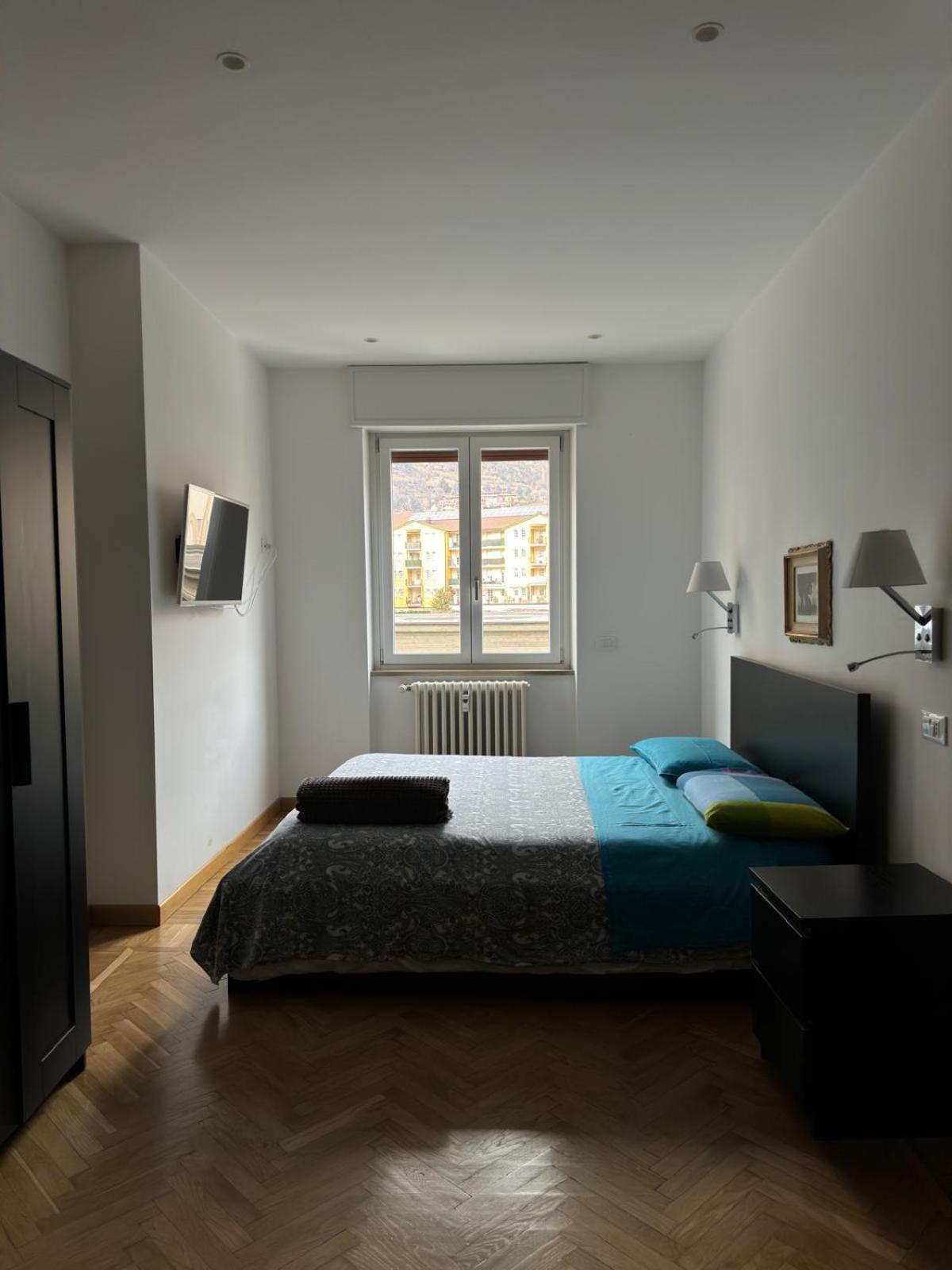 The Lighthouse - Central Apartment Aosta Esterno foto
